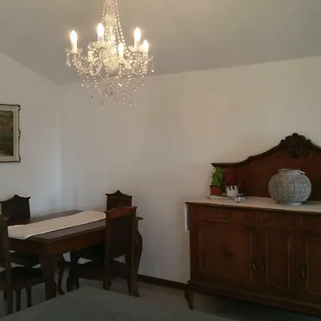 Penthouse Imperia, Italy إمبيريا